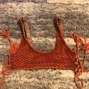 Acacia Hunter Top Mai Tai